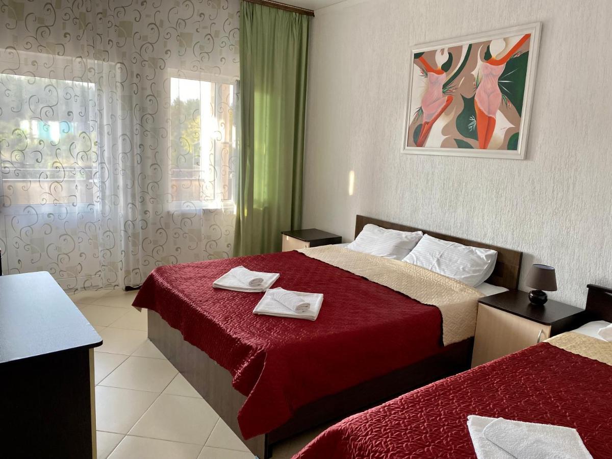 Hotel Solntse Abkhazii Lidzava Esterno foto