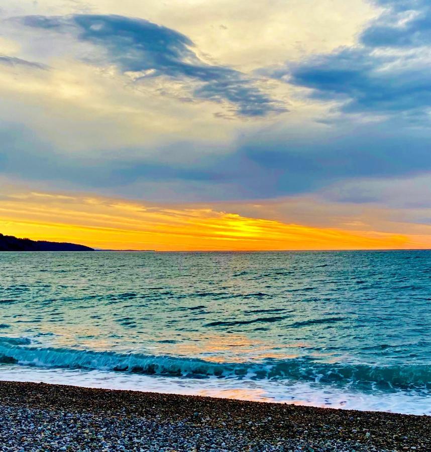 Hotel Solntse Abkhazii Lidzava Esterno foto